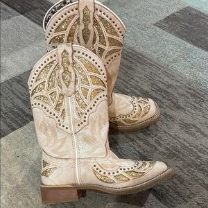 Laredo Women's Cream and Gold Glitter Western Boots